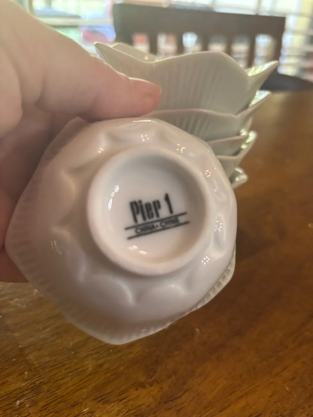 Pier 1 White Porcelain Lotus Tulip Serving Condiment Dishes Bowls Set of 6 EUC